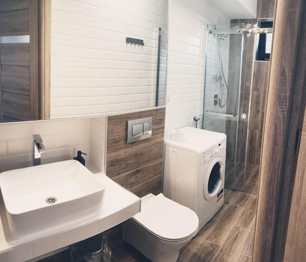 Hotel Bursztynowy Jozefow na Wisla Ngoại thất bức ảnh