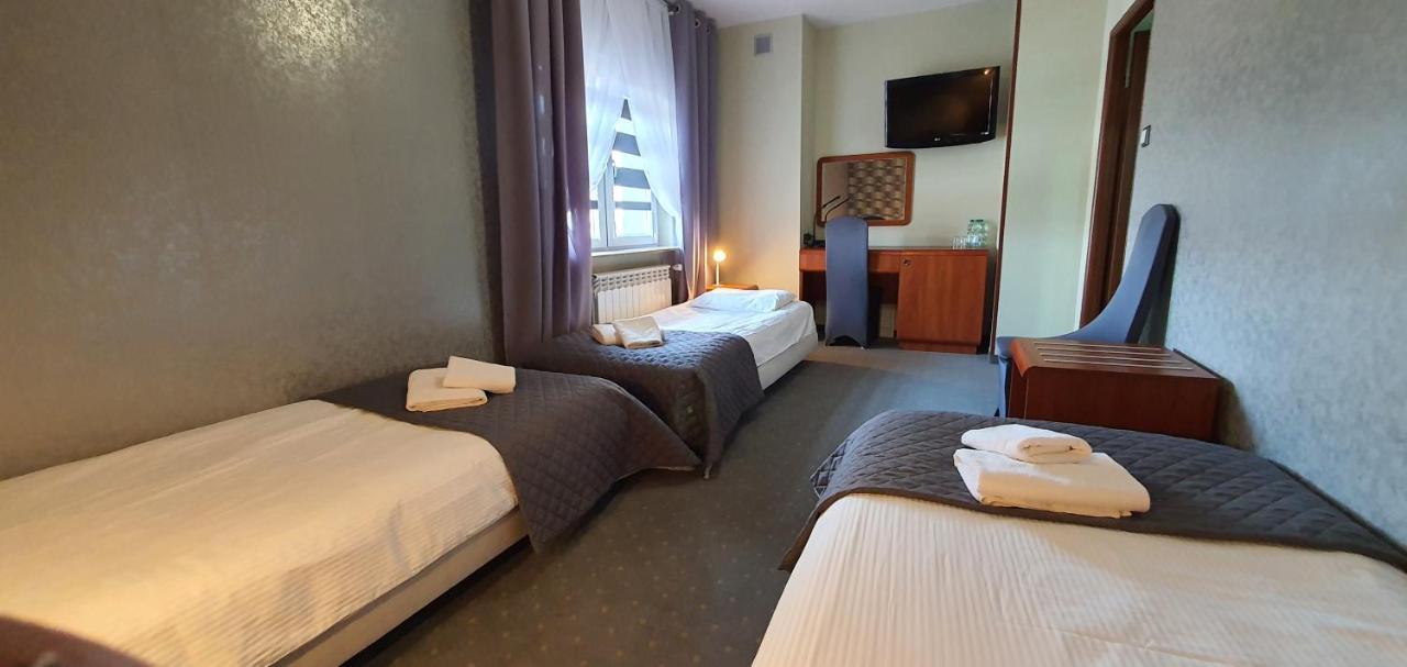 Hotel Bursztynowy Jozefow na Wisla Ngoại thất bức ảnh