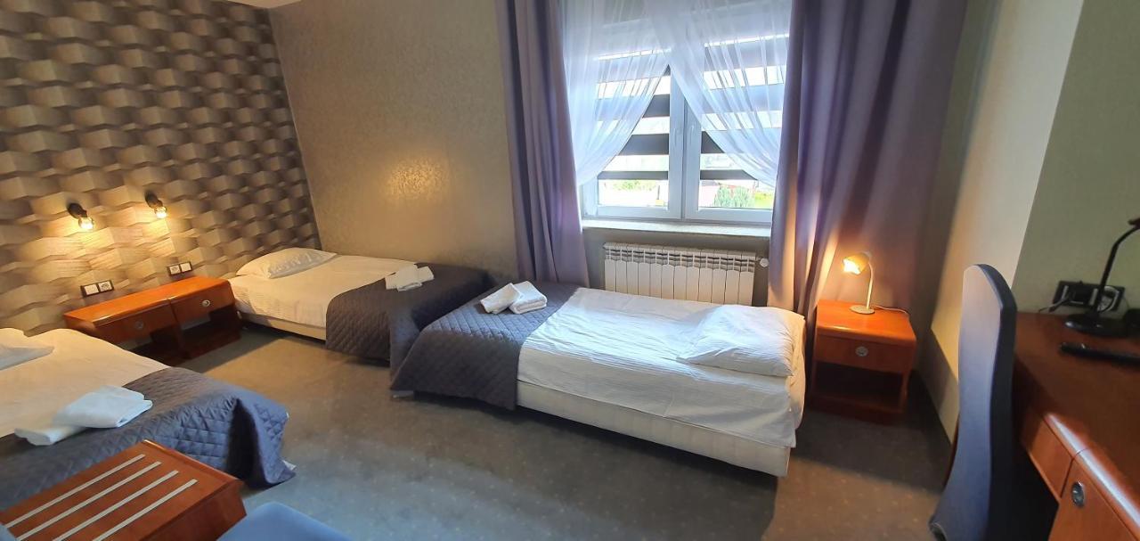 Hotel Bursztynowy Jozefow na Wisla Ngoại thất bức ảnh
