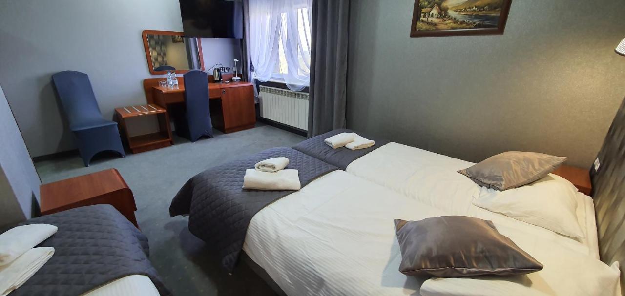 Hotel Bursztynowy Jozefow na Wisla Ngoại thất bức ảnh