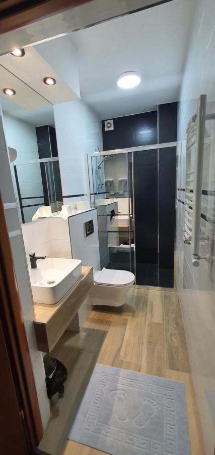 Hotel Bursztynowy Jozefow na Wisla Ngoại thất bức ảnh