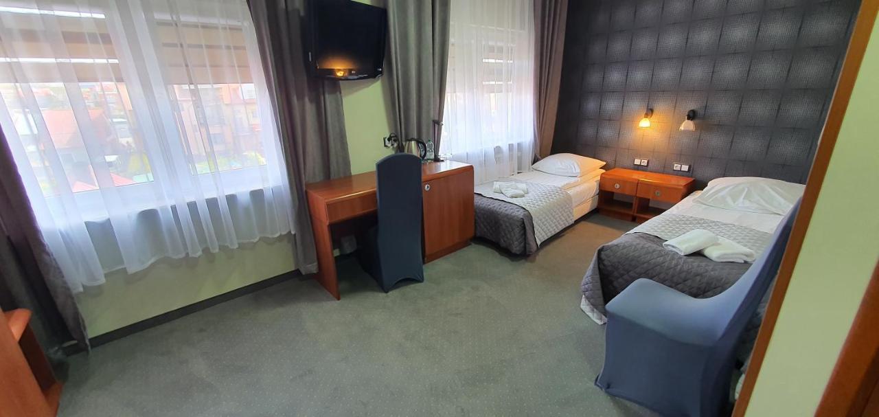 Hotel Bursztynowy Jozefow na Wisla Ngoại thất bức ảnh